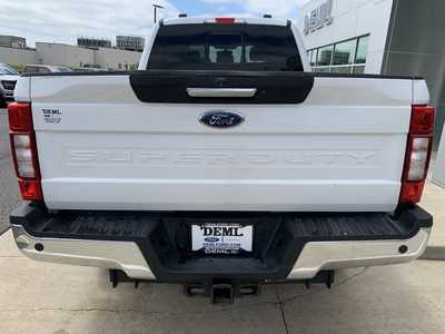 2022 Ford F350 Crew Cab, $52998. Photo 6