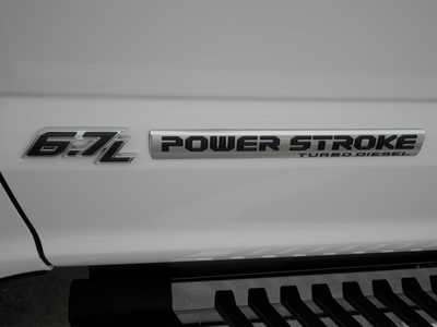 2022 Ford F350 Crew Cab, $52998. Photo 7