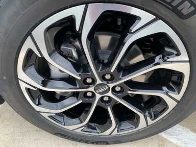 2025 Lincoln Nautilus, $69998. Photo 10