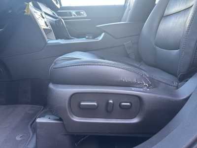 2015 Ford Explorer, $9998. Photo 12