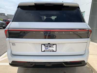 2025 Lincoln Navigator, $108940. Photo 6