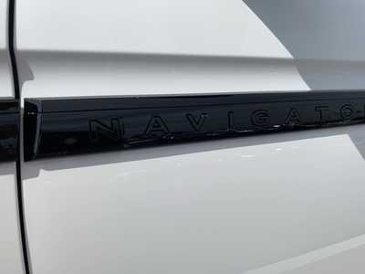 2025 Lincoln Navigator, $108940. Photo 9