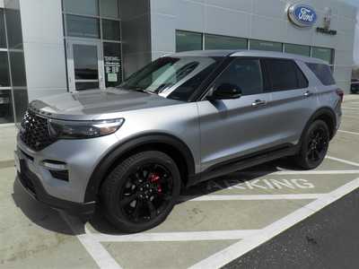 2022 Ford Explorer, $35998. Photo 2