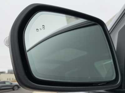 2022 Ford Edge, $24998. Photo 9