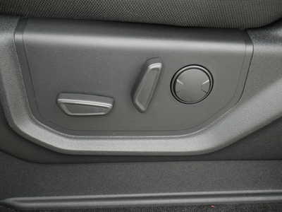 2020 Ford F150 Crew Cab, $32998. Photo 10