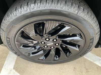 2025 Lincoln Navigator, $108190. Photo 10