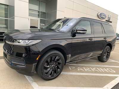 2025 Lincoln Navigator, $108190. Photo 2
