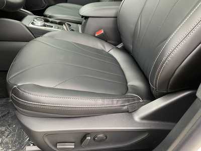 2025 Ford Escape, $38600. Photo 10