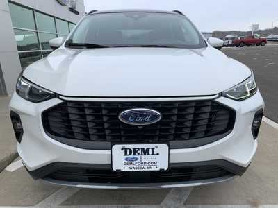 2025 Ford Escape, $38600. Photo 5
