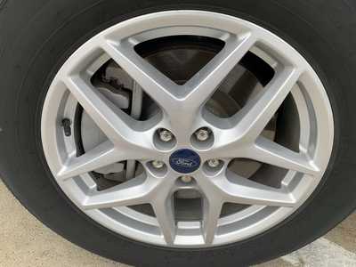 2021 Ford Edge, $22998. Photo 12