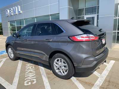 2021 Ford Edge, $22998. Photo 3