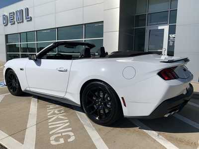 2025 Ford Mustang, $60998. Photo 3