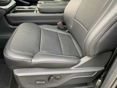 2025 Ford Expedition Max, $80998. Photo 11