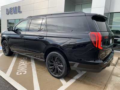 2025 Ford Expedition Max, $80998. Photo 3