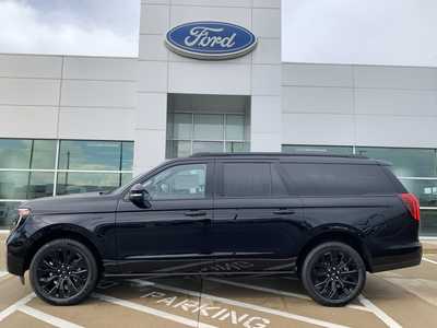 2025 Ford Expedition Max, $80998. Photo 4