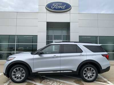 2025 Ford Explorer, $44998. Photo 4