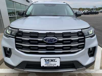 2025 Ford Explorer, $44998. Photo 5