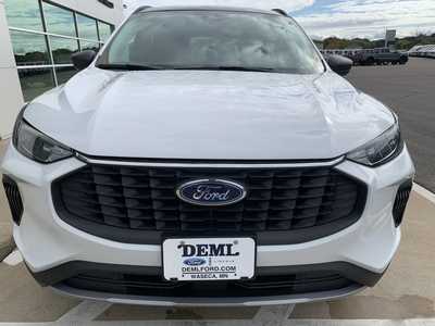 2024 Ford Escape, $23998. Photo 5