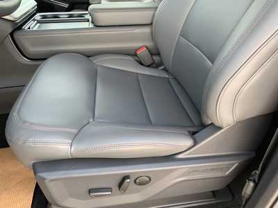 2025 Ford Expedition Max, $74998. Photo 11