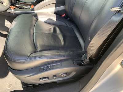 2010 Buick LaCrosse, $8998. Photo 12