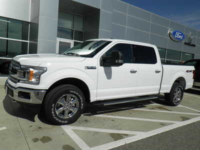 2018 Ford F150 Crew Cab, $15998. Photo 2