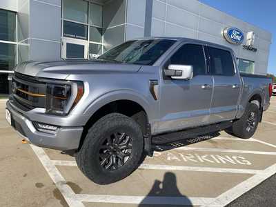 2022 Ford F-150, $45998. Photo 2