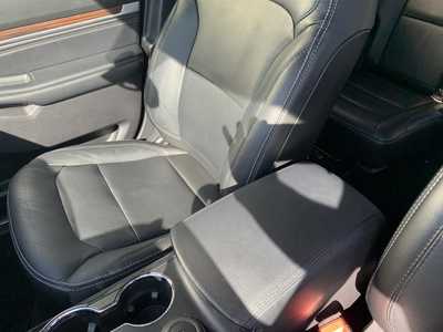 2018 Ford Explorer, $18998. Photo 11