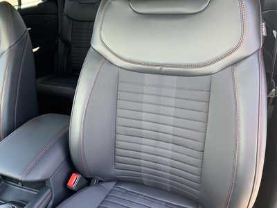 2025 Ford Explorer, $48998. Photo 11