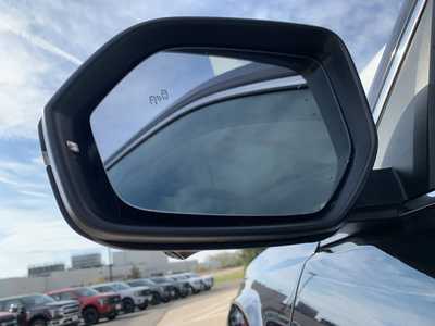 2021 Volkswagen Atlas, $30998. Photo 12