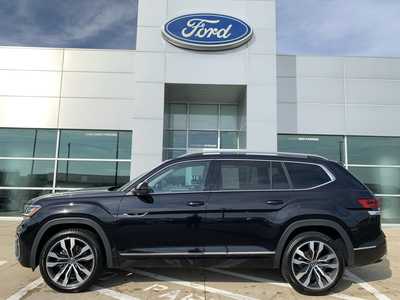 2021 Volkswagen Atlas, $30998. Photo 4