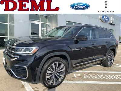 2021 Volkswagen Atlas, $30998. Photo 1