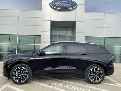 2026 Lincoln Nautilus, $68998. Photo 4