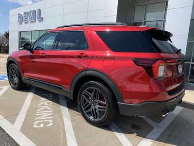 2025 Ford Explorer, $60998. Photo 3