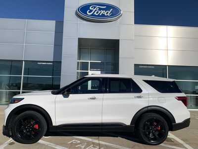 2022 Ford Explorer, $34998. Photo 4