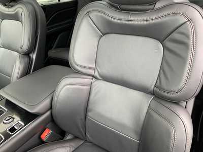 2023 Lincoln Aviator, $49998. Photo 12