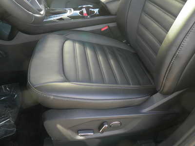 2018 Ford Edge, $11998. Photo 9