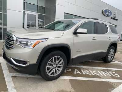 2017 GMC Acadia, $11998. Photo 3