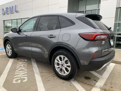 2025 Ford Escape, $22998. Photo 3