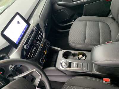 2025 Ford Escape, $22998. Photo 9