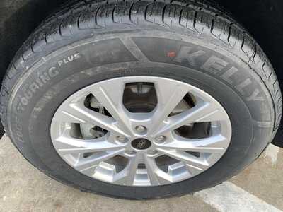 2025 Ford Escape, $22998. Photo 10