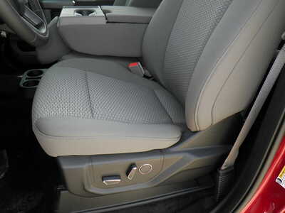 2019 Ford F150 Crew Cab, $14998. Photo 8