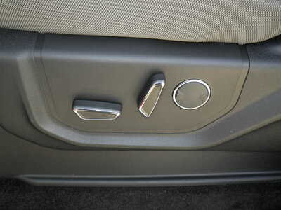 2019 Ford F150 Crew Cab, $14998. Photo 9