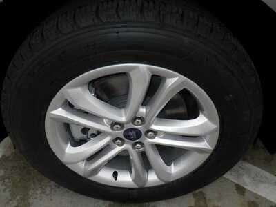 2020 Ford Edge, $16998. Photo 10