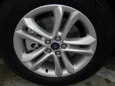 2020 Ford Edge, $16998. Photo 11