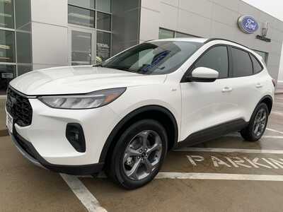 2026 Ford Escape, $34370. Photo 2