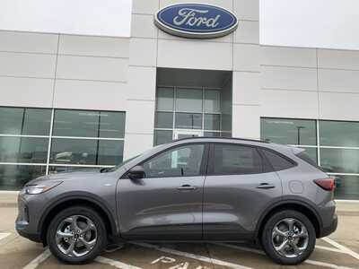 2026 Ford Escape, $33998. Photo 4