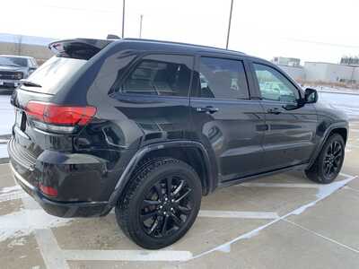 2020 Jeep Grand Cherokee, $19998. Photo 8