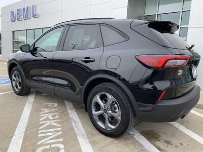 2025 Ford Escape, $24998. Photo 3