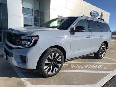 2026 Ford Expedition, $79998. Photo 2