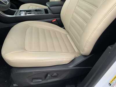 2024 Ford Edge, $27998. Photo 12